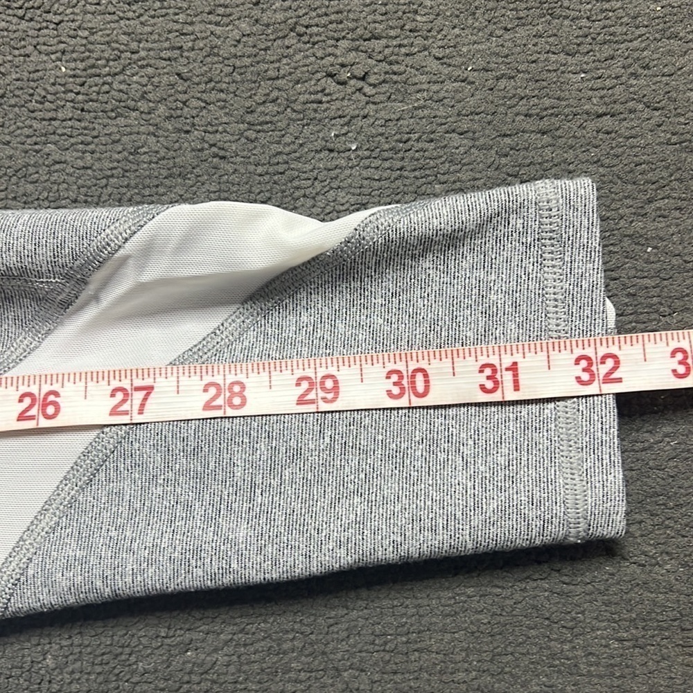Aerie Grey High Waisted Yoga Pants/ Leggings Size M - Picture 9 of 10